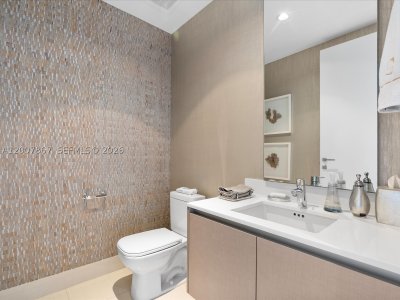 Comprar apartamento en Echo Aventura 505