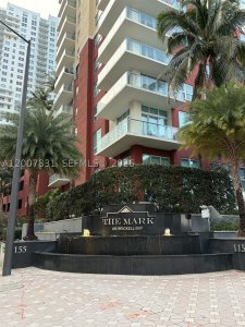 Mark on Brickell Apt #1201