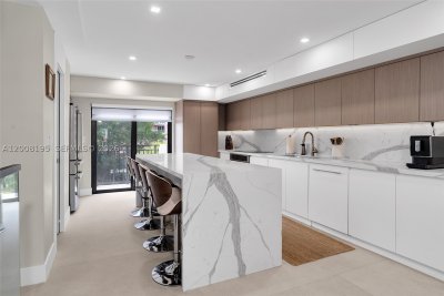 Aluguel de apartamento no Gables Harbour 318