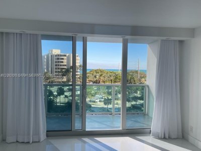 Aluguel de apartamento no Arlen House 508