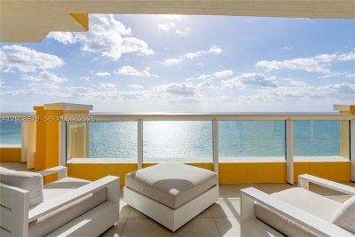 Comprar apartamento no Acqualina Resort & Spa 3906