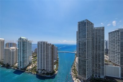 Comprar apartamento no Aston Martin Residences 3503C