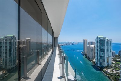 Comprar apartamento no Aston Martin Residences 3503C