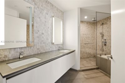 Comprar apartamento en Brickell City Centre Reach 2701