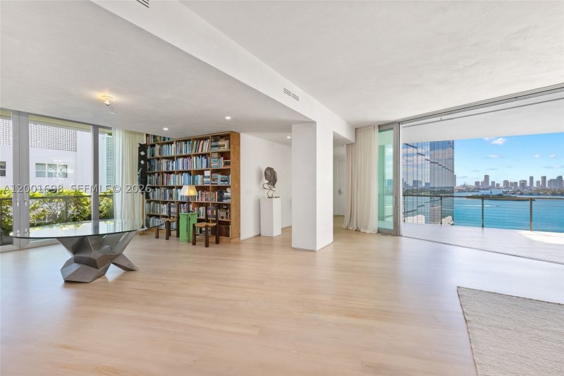 Condo for sale at Monad Terrace 11E