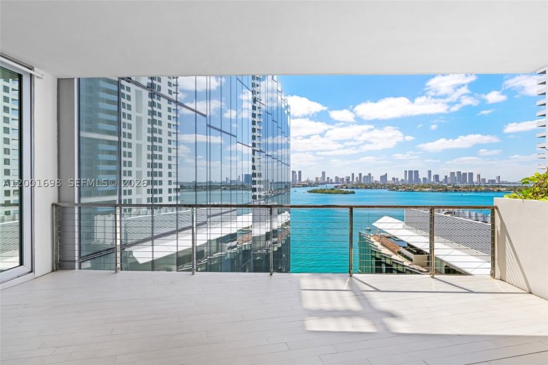 Condo for sale at Monad Terrace 11E