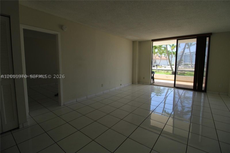 Condo for sale at Sailboat Cay 404