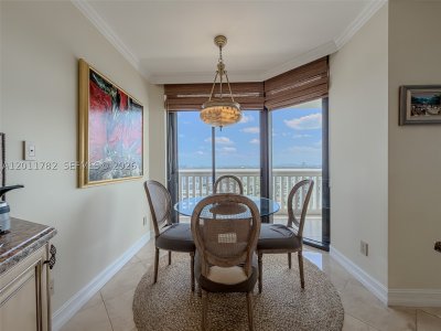 Comprar apartamento no 2000 Williams Island 2503