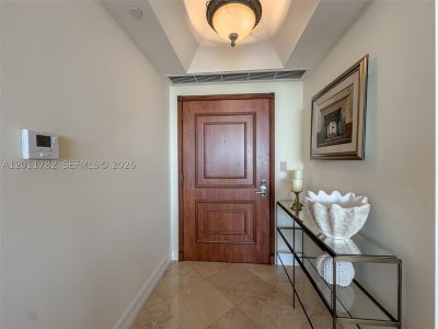 Comprar apartamento no 2000 Williams Island 2503