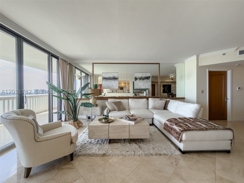 Condo for sale at 2000 Williams Island 2503