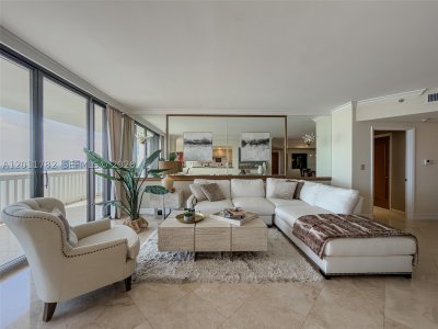 Comprar apartamento no 2000 Williams Island 2503