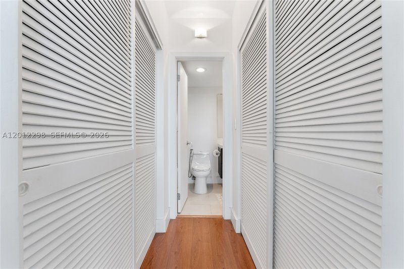 Apartment for rent at Gables Waterway Towers PH 18