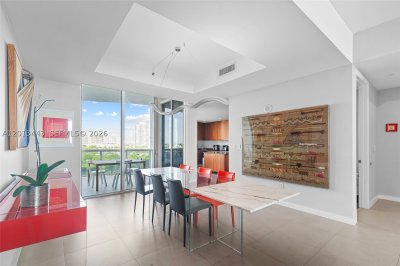 Comprar apartamento no Trump Tower One 506