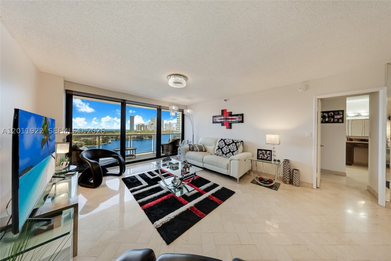 Condo for sale at Waterview 1146