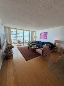 Comprar apartamento no Del Prado South Tower 601
