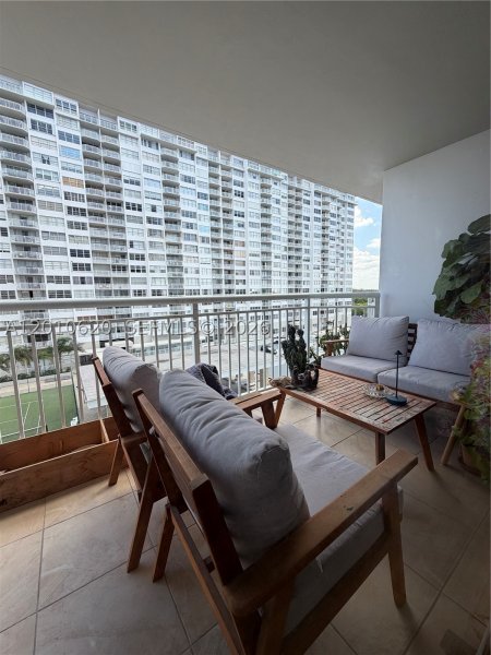 Condo for sale at Del Prado South Tower 601