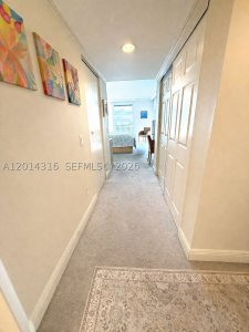 Comprar apartamento no South Tower at The Point 2403