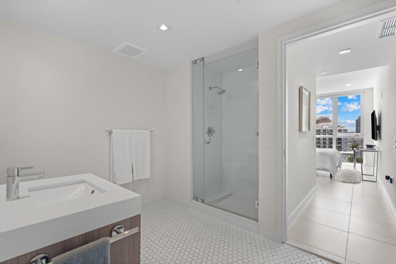 Apartment for rent at Tiffany House 1102