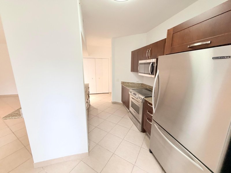 Apartment for rent at Turnberry Village South 210