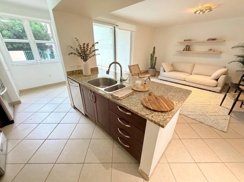Apartment for rent at Turnberry Village South 210