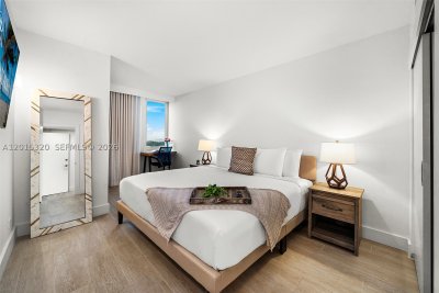 Alquiler de apartamento en Roney Palace 1129