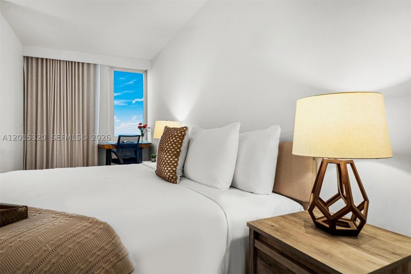 Alquiler de apartamento en Roney Palace 1129