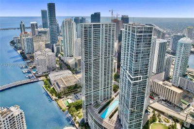Comprar apartamento no Icon Brickell Tower I 4101