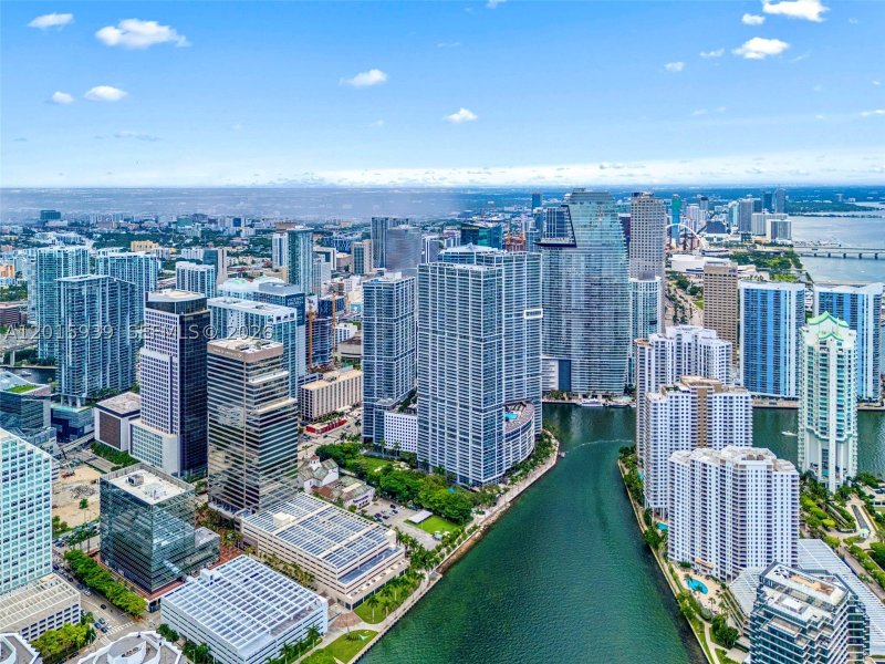 Condo for sale at Icon Brickell Tower I 4101