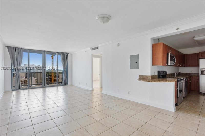 Apartment for rent at 401 Blu 1404