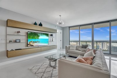 Aluguel de apartamento no 100 Las Olas 3602