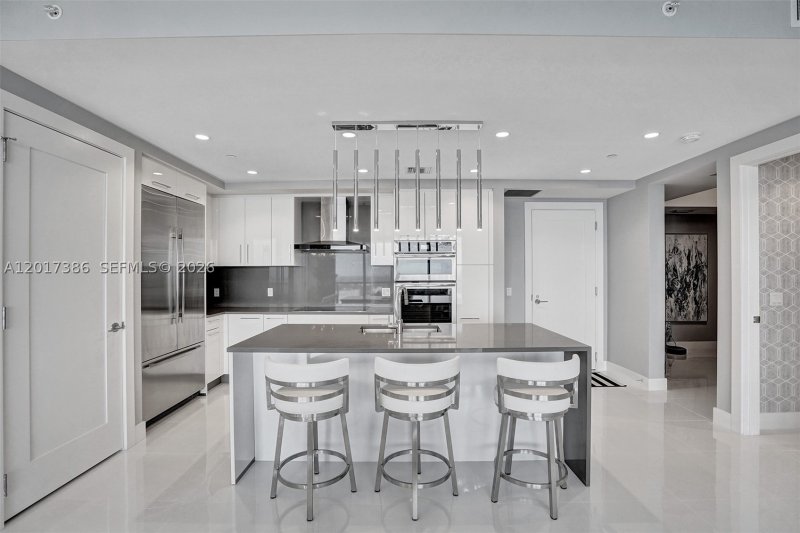 Apartment for rent at 100 Las Olas 3602