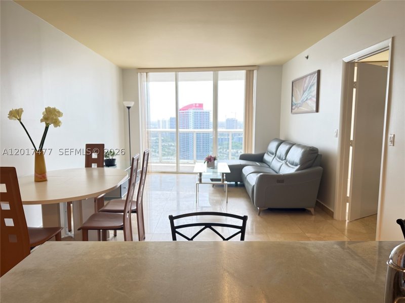Alquiler de apartamento en Beach Club One 2909