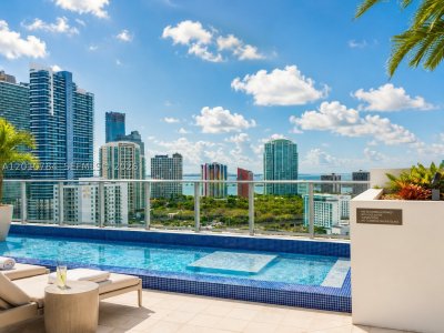 Comprar apartamento en Brickell Ten 1809