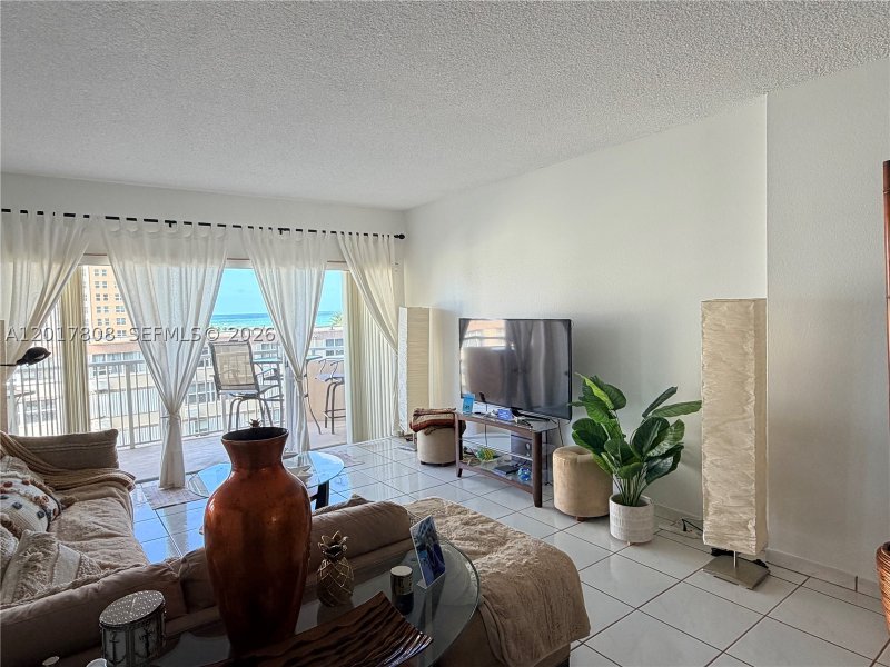 Apartment for rent at The Hemispheres 4B