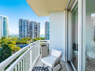 Comprar apartamento en Metropolitan at Brickell 903