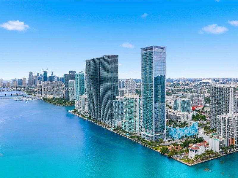 Comprar apartamento en Bay House PH2