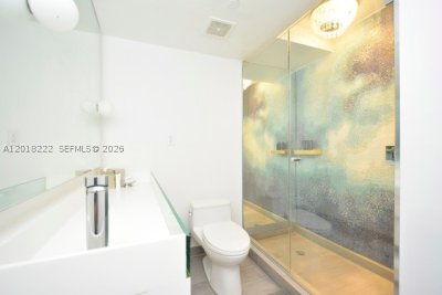 Comprar apartamento en 1100 West Condo (Mondrian located) 425
