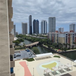 Alquiler de apartamento en Winston Towers 1020