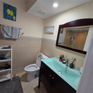 Alquiler de apartamento en Winston Towers 1020