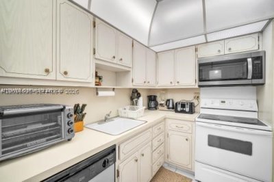 Aluguel de apartamento no The Hemispheres 4D