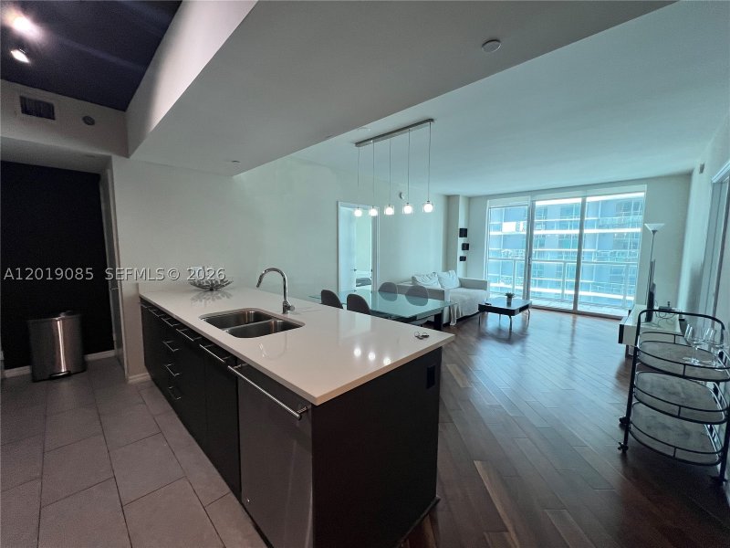Condo for sale at 500 Brickell West Tower 3305
