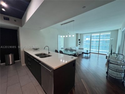 Comprar apartamento no 500 Brickell West Tower 3305