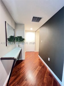 Comprar apartamento no 500 Brickell West Tower 3305