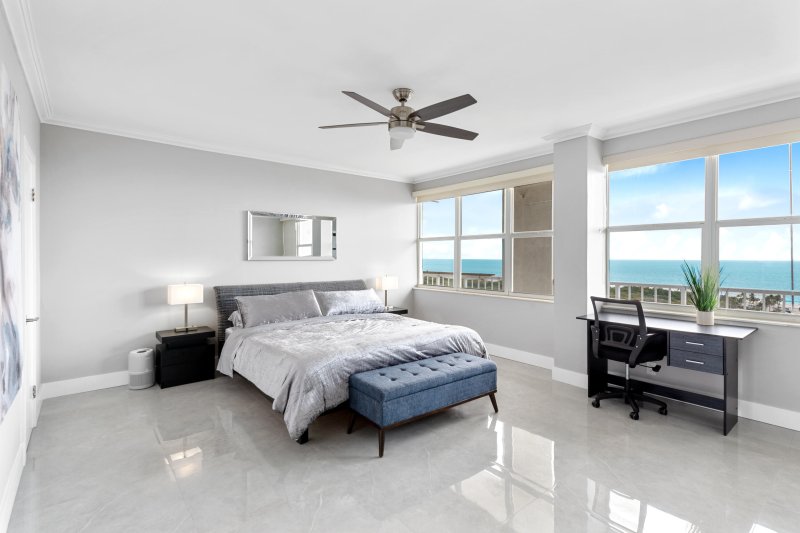 Apartment for rent at Sunrise East 19d