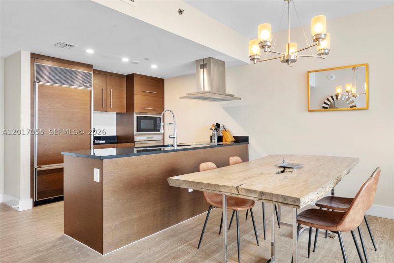Condo for sale at Icon Brickell Viceroy 4606