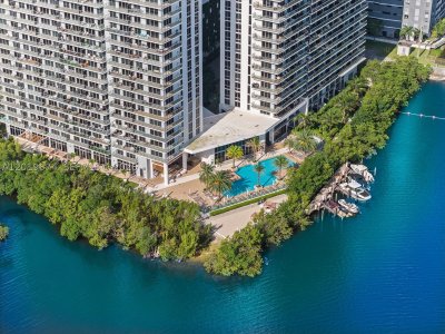 Comprar apartamento en The Harbour 3103