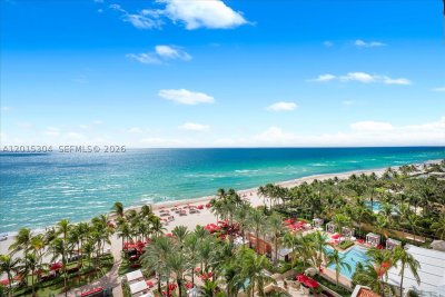 Comprar apartamento no Acqualina Resort & Spa 1101