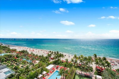 Comprar apartamento no Acqualina Resort & Spa 1101