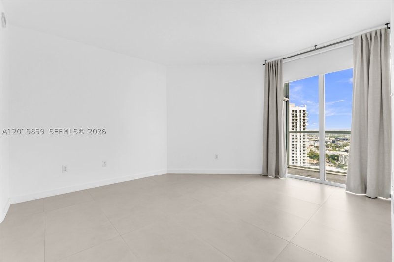 Condo for sale at Quantum 3216