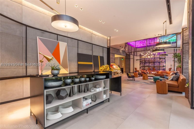 Apartment for rent at Hyde Midtown 1007